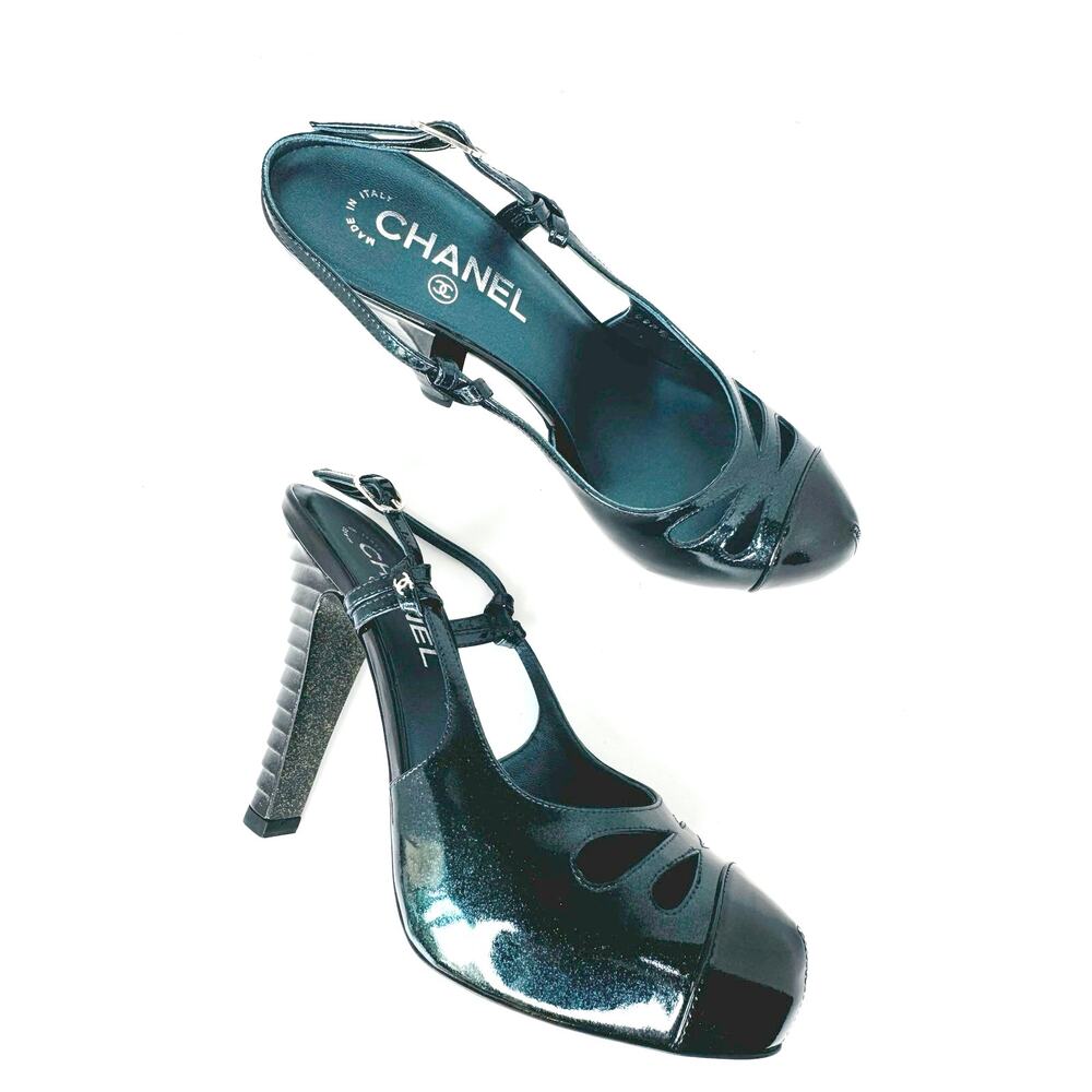 Vintage Chanel Forest Green Patent Slingback Pumps Heels CC Logo Size IT 38